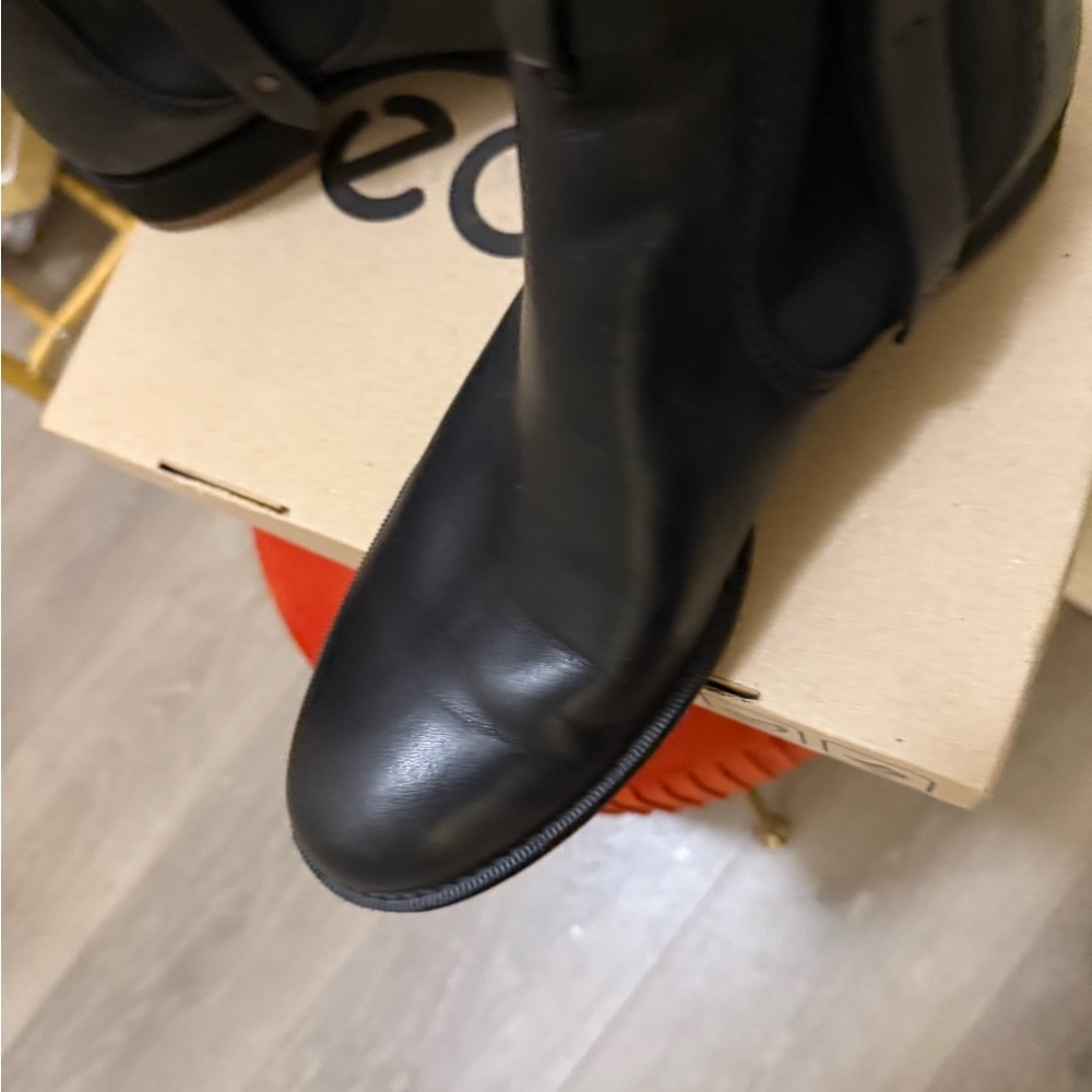 Ecco Black Leather Ankle Boots with Buckle - Picture 4 of 6